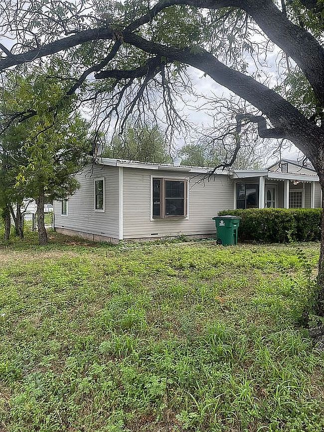 Additional photo 1 of property located at 2501 Forest Park Ave