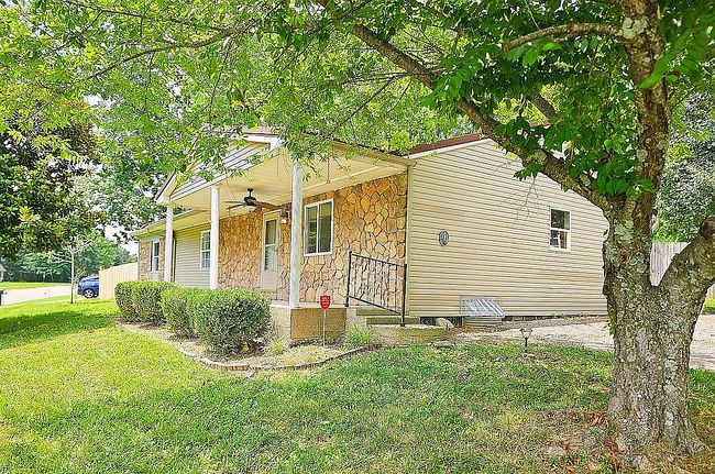 Photo of 414 Georgetown Rd, Elizabethtown, KY