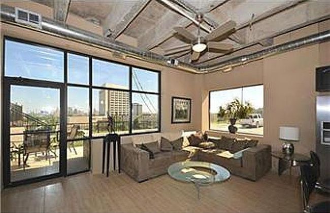 Photo of 2940 Baltimore Ave Apt 1101, Kansas City, MO