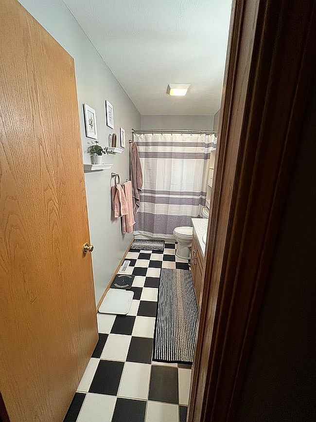 Image of 7025 Lancaster Ave