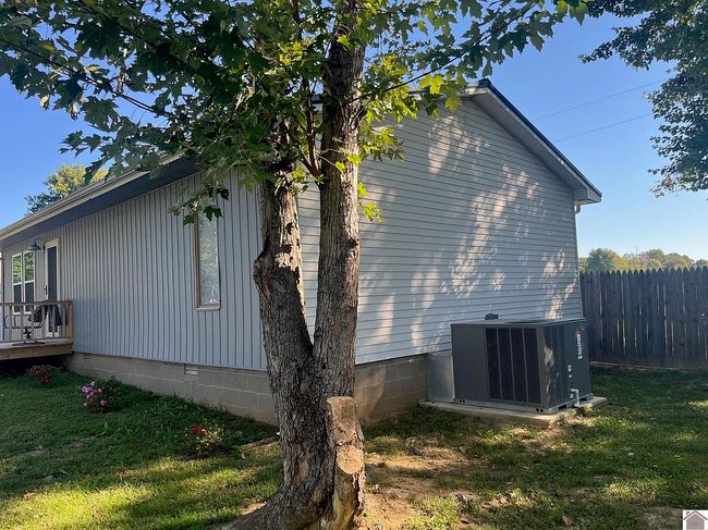 Additional photo 3 of property located at 224 S 6th St