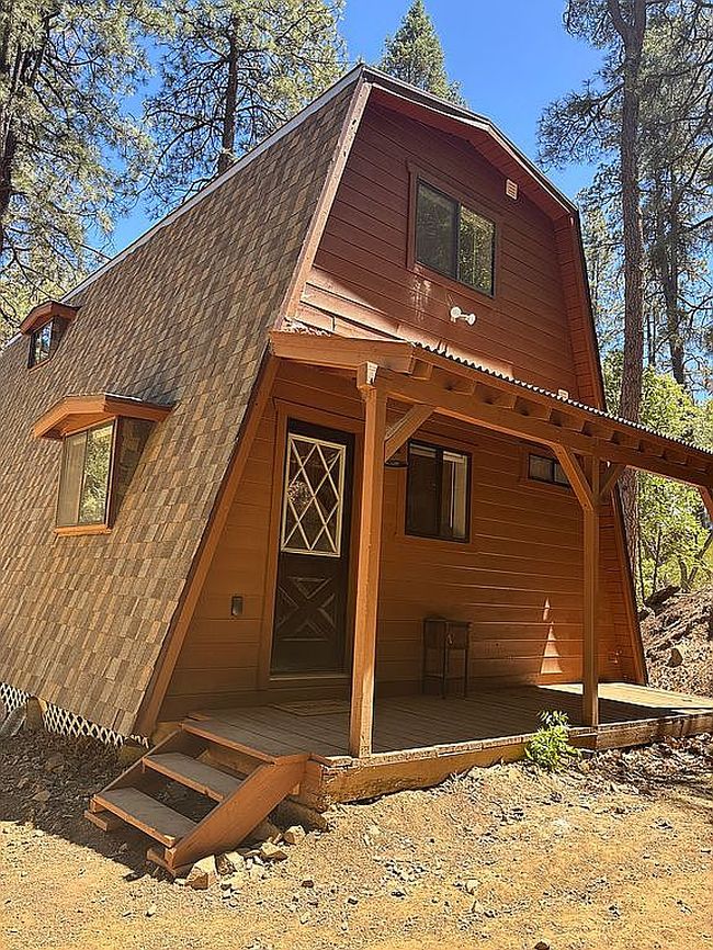 Photo of 8550 S Breezy Pine Rd, Mayer, AZ