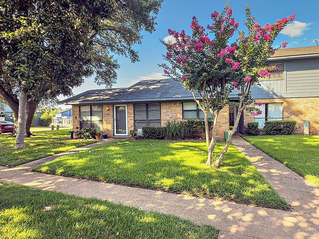 Image of 10102 Hanover Dr