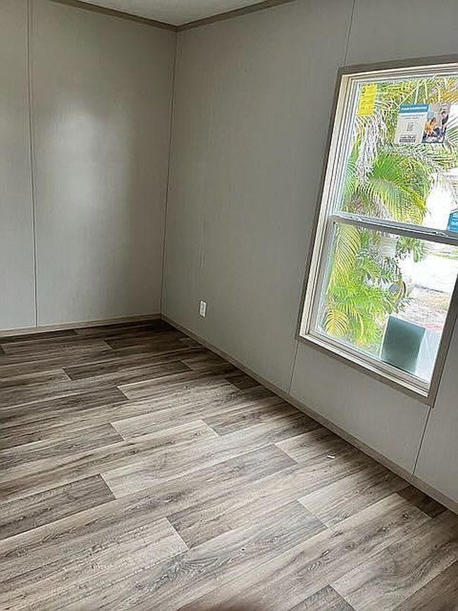 Photo of 190 State Road 715 #189, Belle Glade, FL