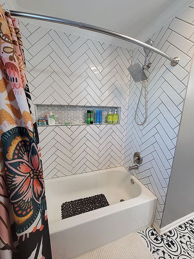 Image of 323 Lamb Dr