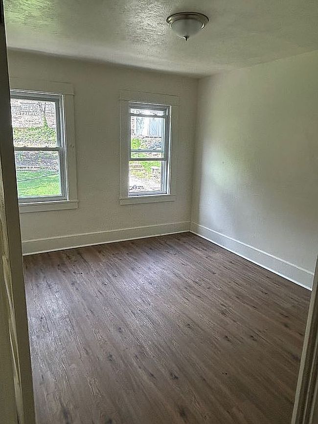 Image of 827 Guys Run Rd