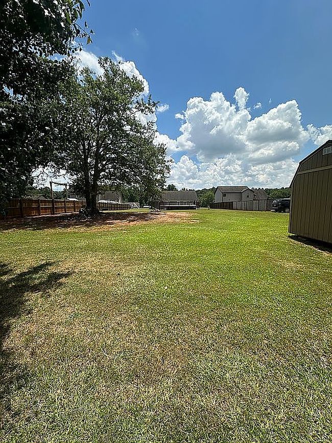 Photo of 22 Holcombe Rd, Lyman, SC