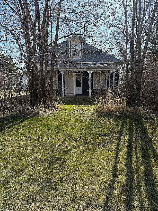 Image of 207 B Ave S