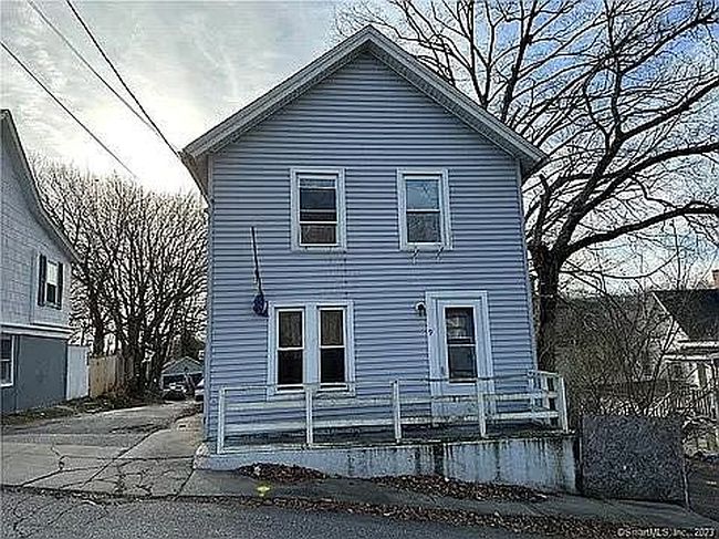 Photo of 9 Reynolds St, Norwich, CT
