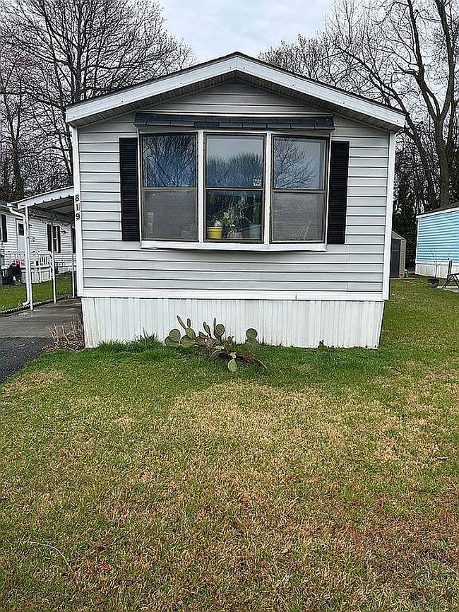 Photo of 819 Leswood Ct, Dundalk, MD