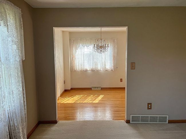 Photo of 12319 Clear View Hts, Peosta, IA