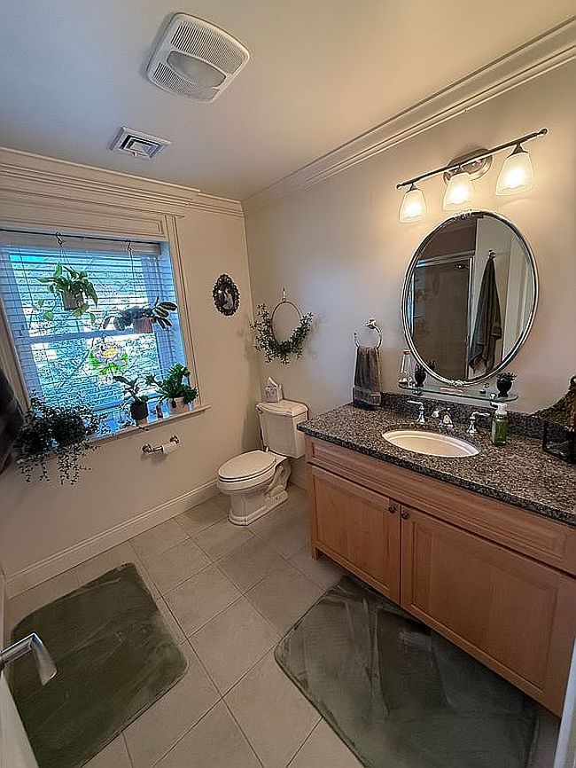 Photo of 93 Maple St Apt 304, Glens Falls, NY