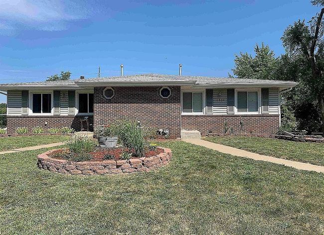 11336-38 Camden Ave, Omaha, NE