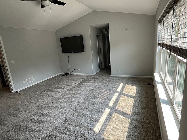Photo of 10718 Hunt Club Rd, Richmond, IL