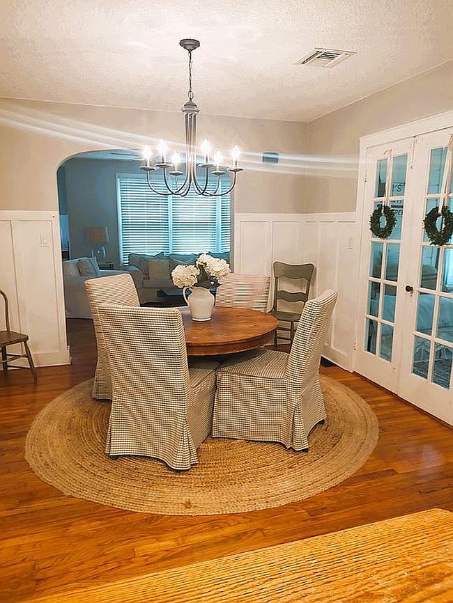 Photo of 102 W 11th Ave, Mount Dora, FL