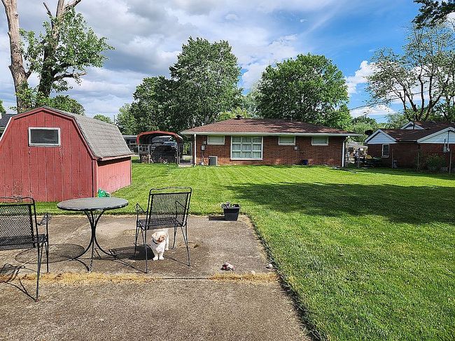 Image of 2720 Hillview Dr