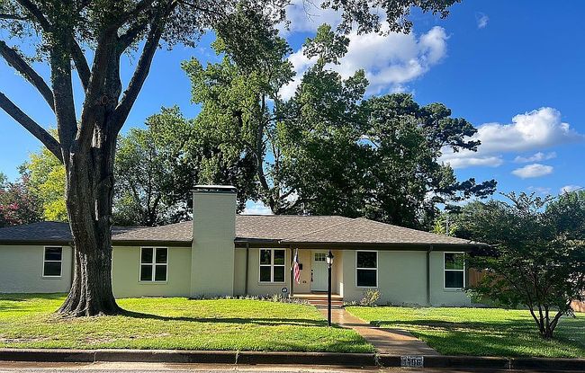 Photo of 1106 E Barbara St, Tyler, TX