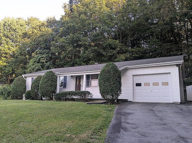 Photo of 901 W Albright Ave, Portage, PA