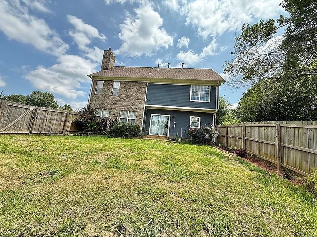 Image of 125 Blue Lake Dr