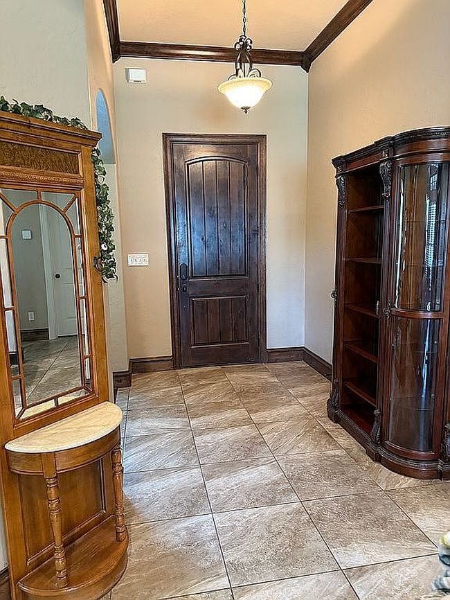 Additional photo 1 of property located at 125 Highland Blvd