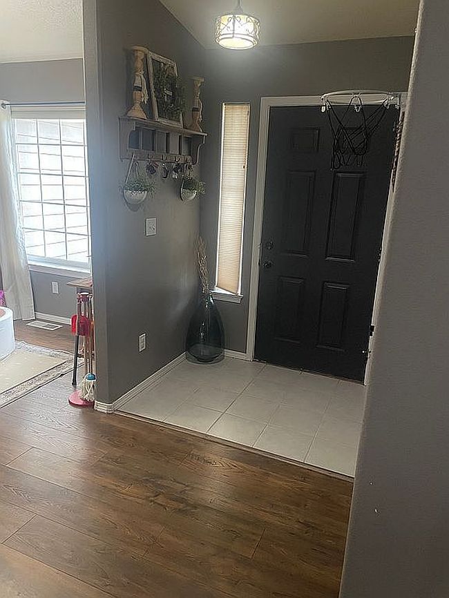 Photo of 824 Se Harvest Dr, College Place, WA