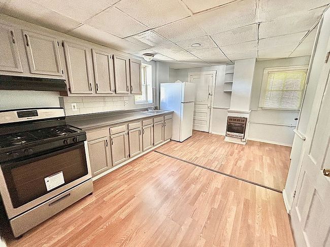 Preview of property located at 525-527 Meridian Ave #6