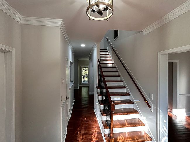 Additional photo 3 of property located at 5128 Brittany Dr