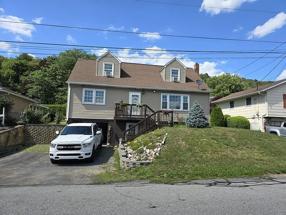Preview of property located at 137 Cardinal Dr
