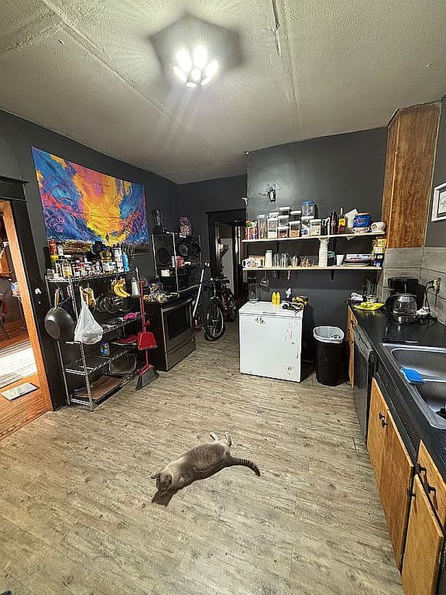 Image of 3109 Hoagland Ave
