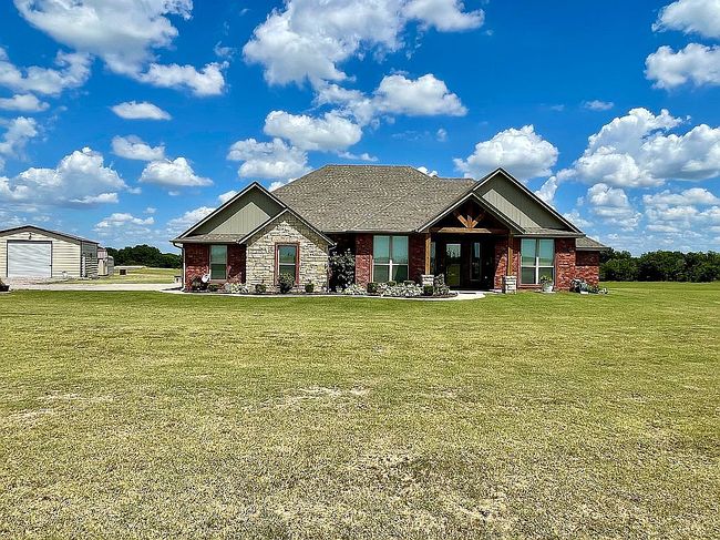 Photo of 16397 N County Road 3080, Lindsay, OK