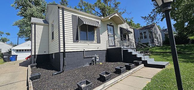 Photo of 7031 N 33rd St, Omaha, NE