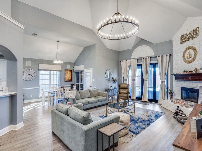 Additional photo 3 of property located at 12239 Nandina Ln