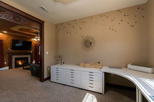 Photo of 404 3rd St E, Newhall, IA
