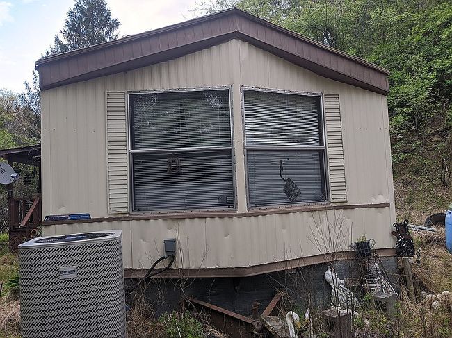 Photo of 1788 Foxes Hollow Rd, Romney, WV