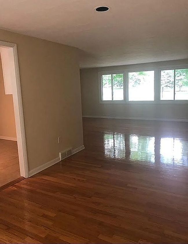 Image of 7765 Mcdermott Rd
