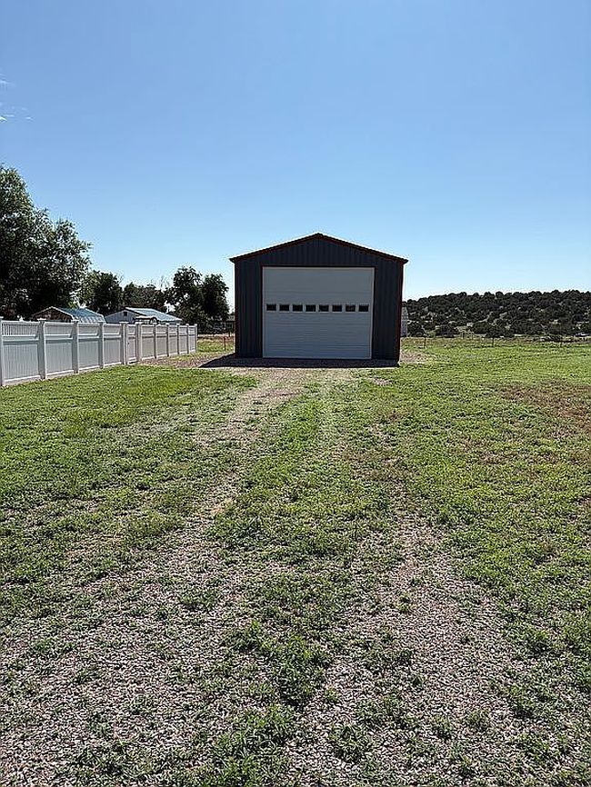 Additional photo 2 of property located at 2100 Pinion Ave