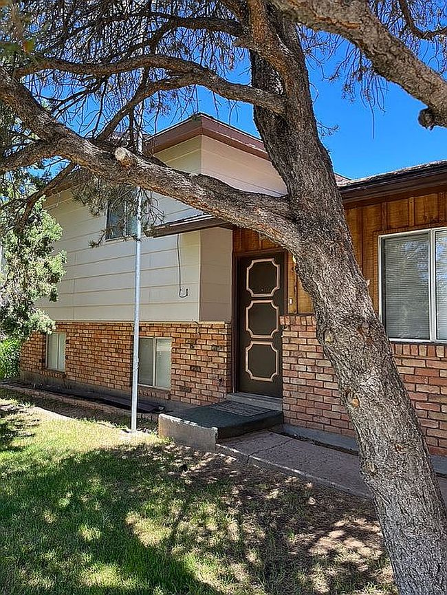 Photo of 1251 S Mountain View Dr, Cedar City, UT