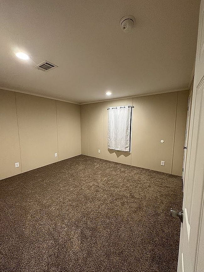 Image of 540 E Ash St