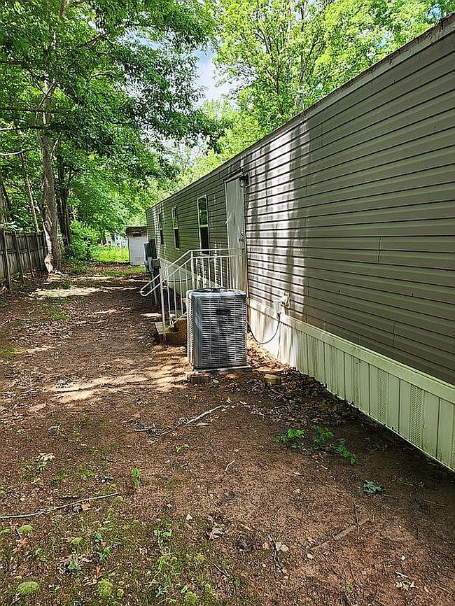 Additional photo 1 of property located at 218 Cridland Dr