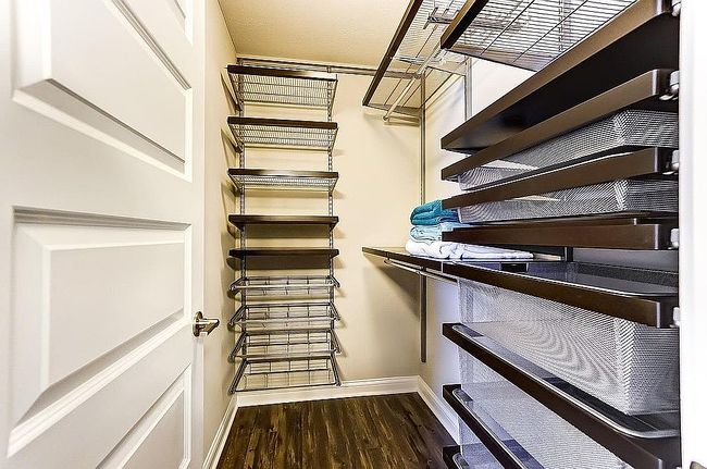 Image of 1001 Parklake Row