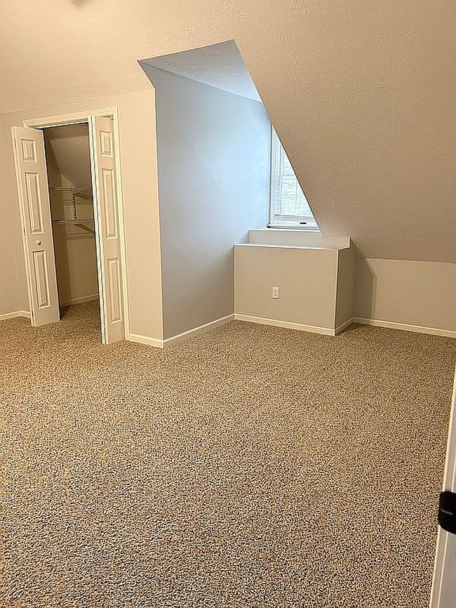 Image of 23 Fieldstone