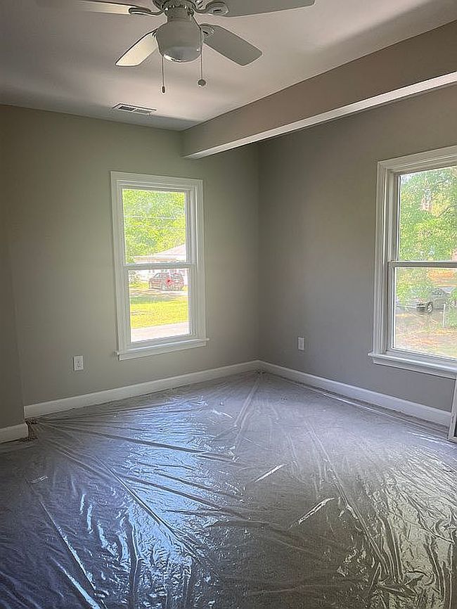 Image of 9 Forest Ave