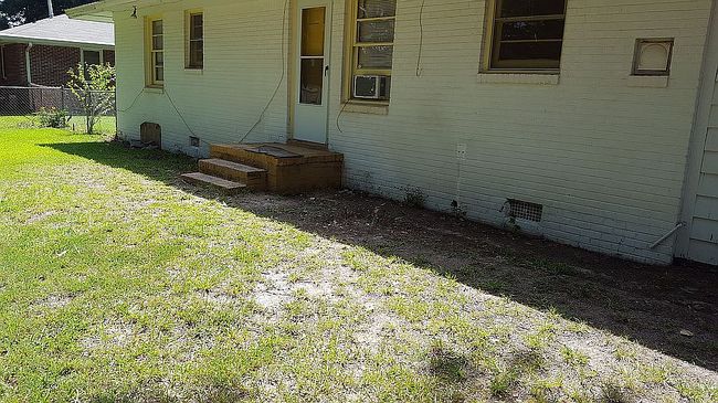 Photo of 18 Cherokee St, Newnan, GA