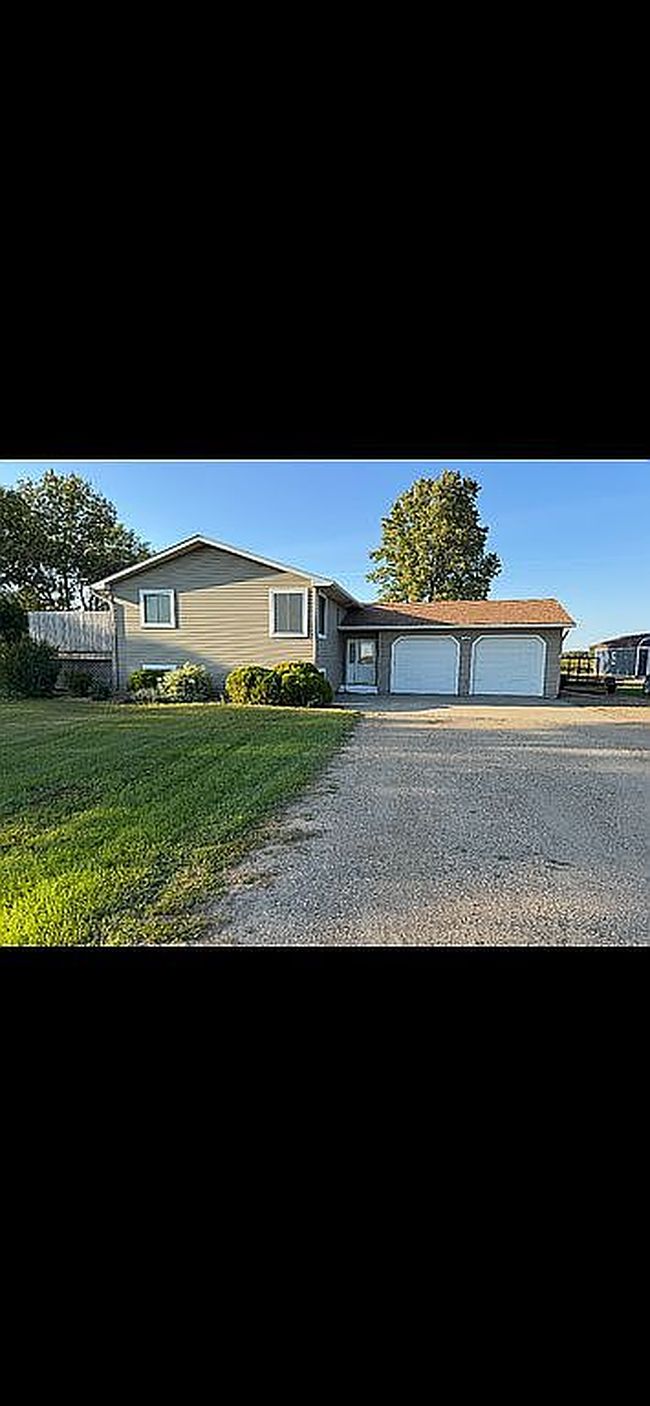 15411 County Road 11, Grafton, ND