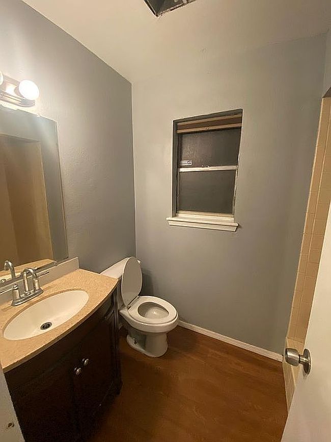 Additional photo 1 of property located at 1005 Southwestern Dr