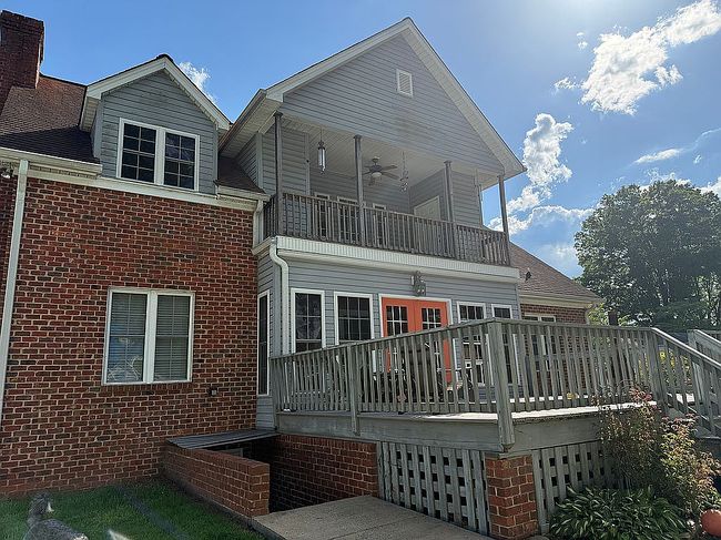 Image of 802 W Monroe St