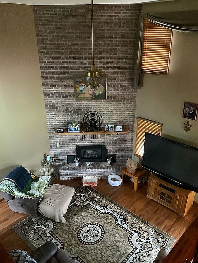 Photo of 83 Howell Ln, Scott City, MO