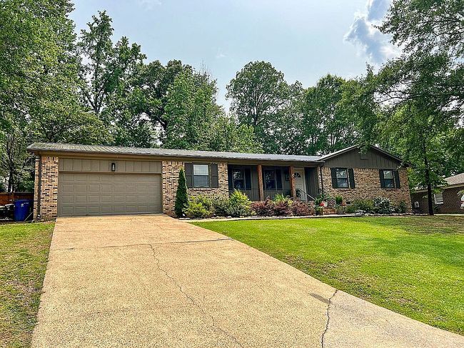 Image of 125 S Hawk Dr