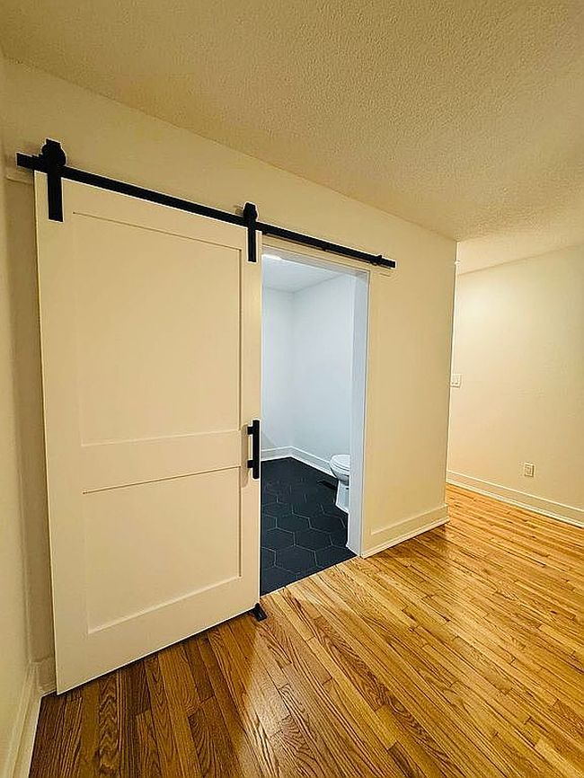 Image of 304 Main St