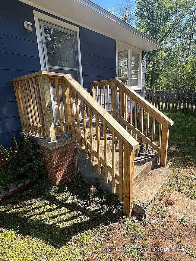 Image of 1708 Preston Dr